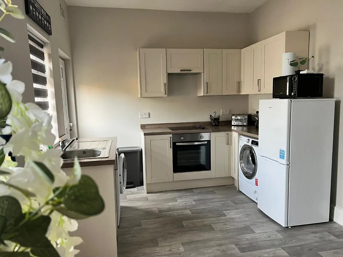 Kim Family Holiday Get-Away 4 Bedrooms 2 Baths Blackpool Holiday home