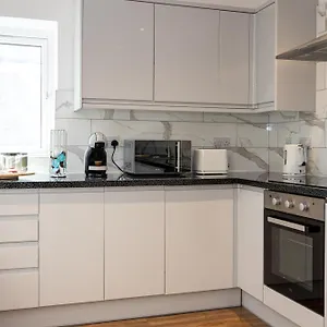 Luxury 2br In Chorlton, Free Parking Apartment